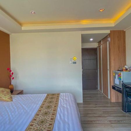 מלון בנגקוק Plearnwan Deluxe Mansion מראה חיצוני תמונה