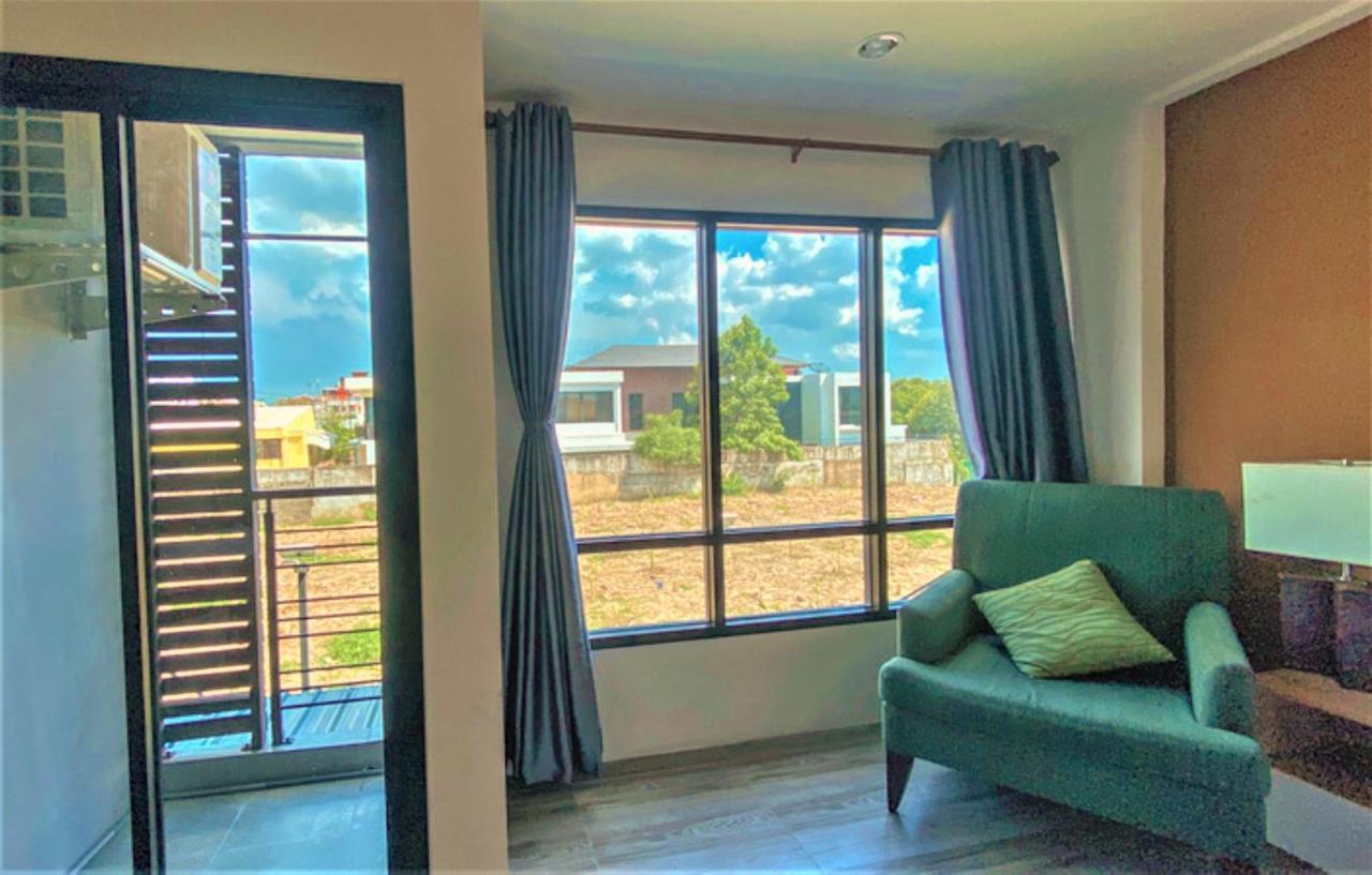 מלון בנגקוק Plearnwan Deluxe Mansion מראה חיצוני תמונה